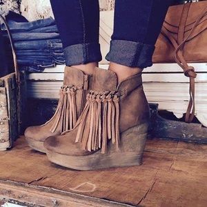 Sbicca Zepp Fringe Wedges
